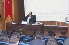 Gençler mi sorunlu?